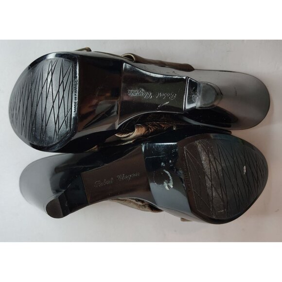 Vintage Robert Clergerie Gold Pump Heels, Twist Gold Tone Leather, Size 6 Disco - Picture 8 of 9